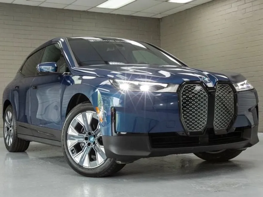 2024 Bmw iX photo 1