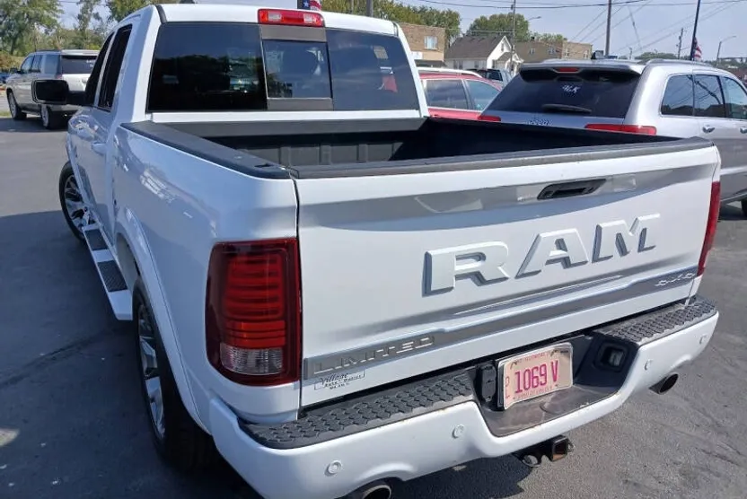 2018 Ram 1500 Laramie Limited photo 1