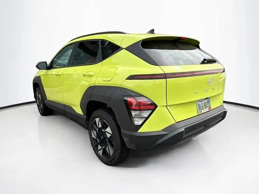 2025 Hyundai Kona SEL photo 1