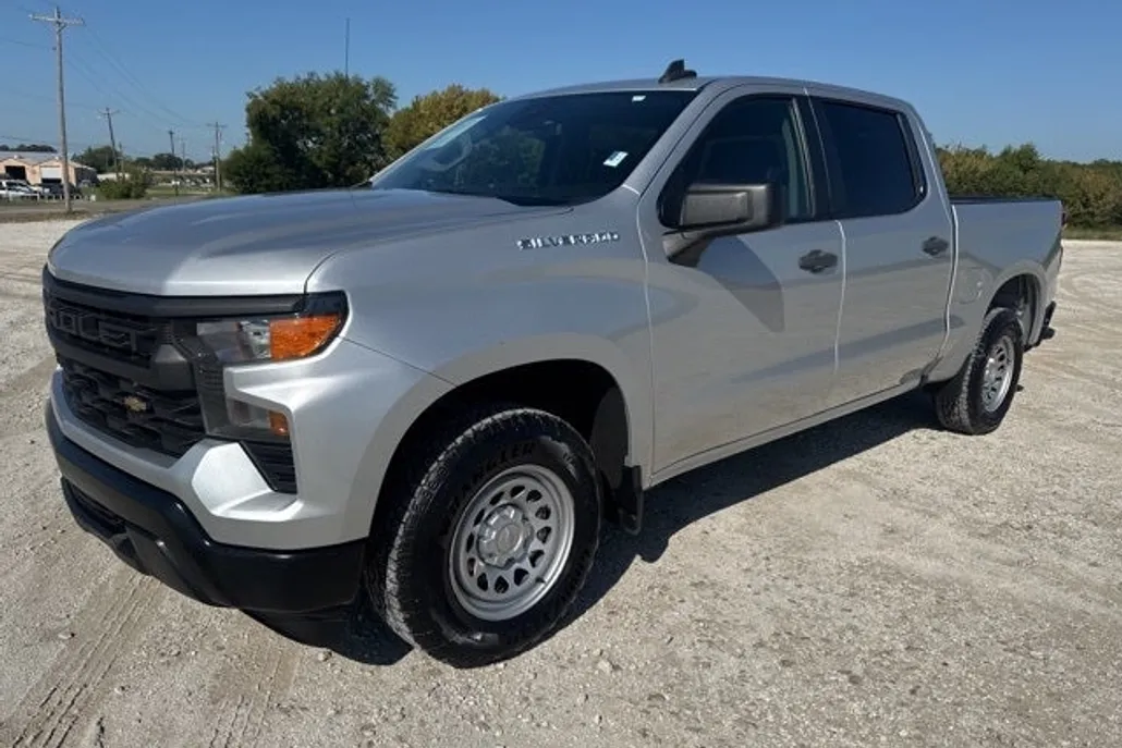 2022 Chevrolet Silverado 1500 photo 1