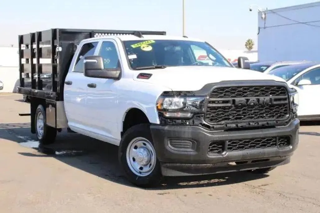 2023 Ram 2500 Tradesman photo 1