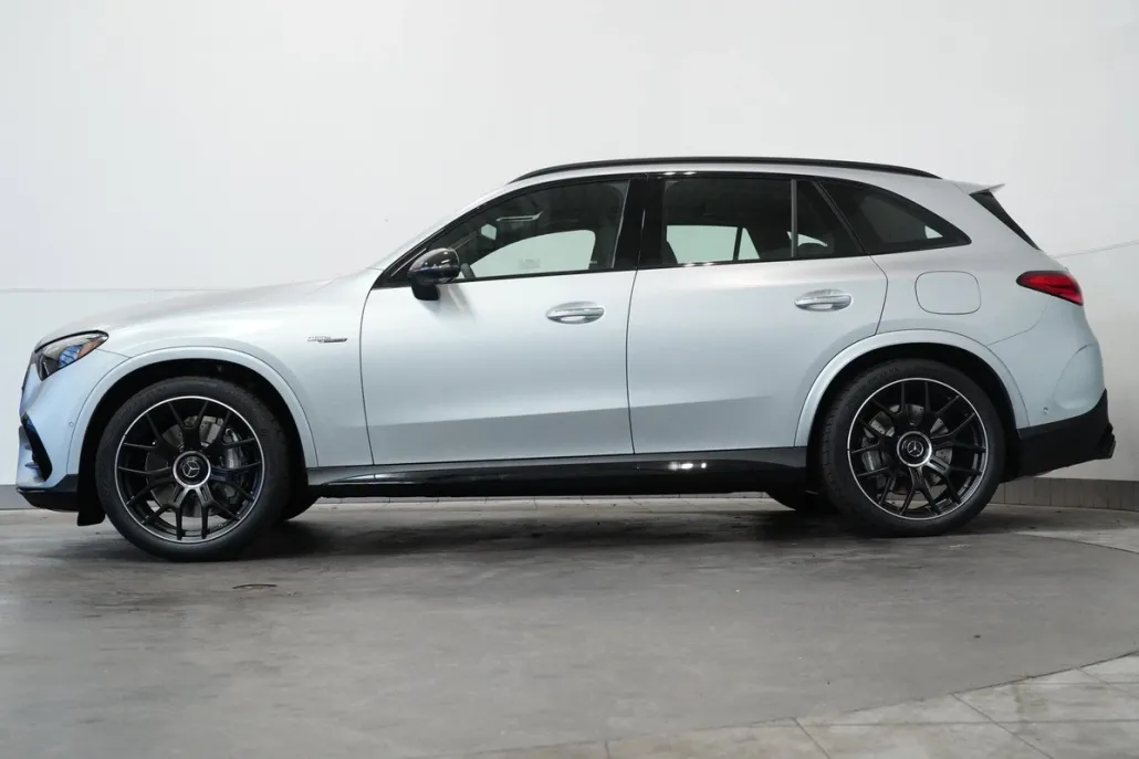 2025 Mercedes Benz GLC AMG 63 S E PERFORMANCE photo 1