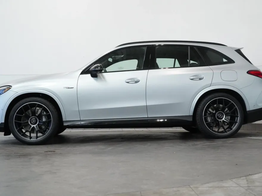 2025 Mercedes Benz GLC AMG 63 S E PERFORMANCE photo 1