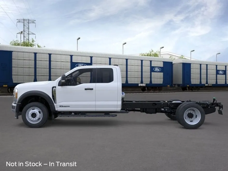 2026 Ford F-550 photo 1
