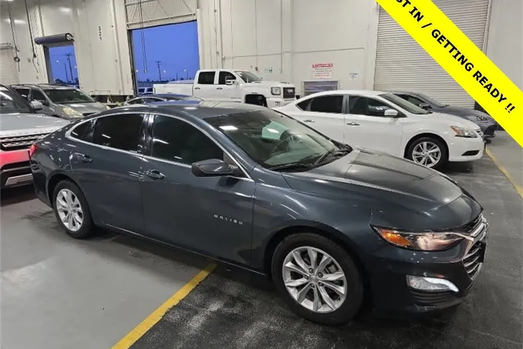 2020 Chevrolet Malibu 1LT photo 1