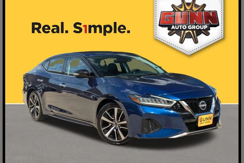 2023 Nissan Maxima SV photo 1