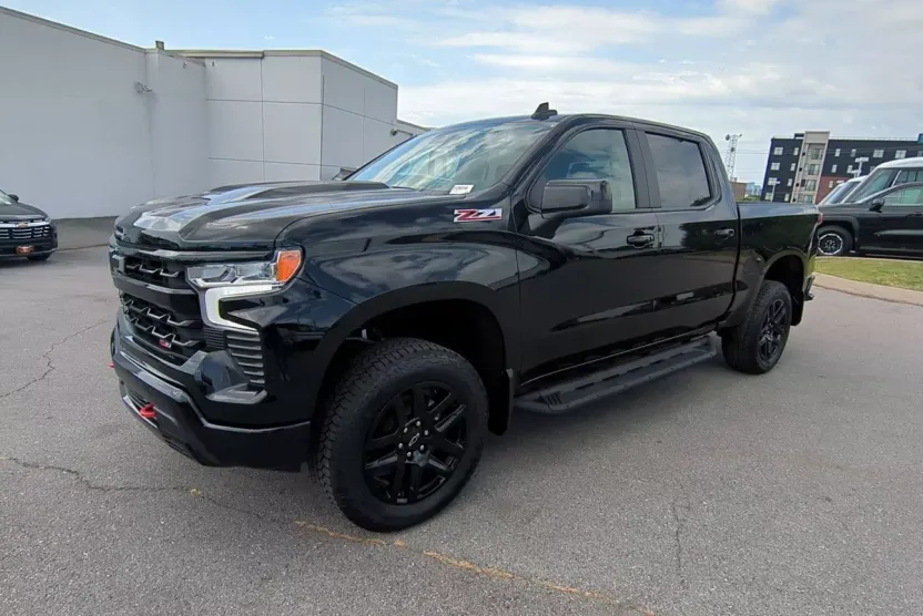 2026 Chevrolet Silverado 1500 LT Trail Boss photo 1