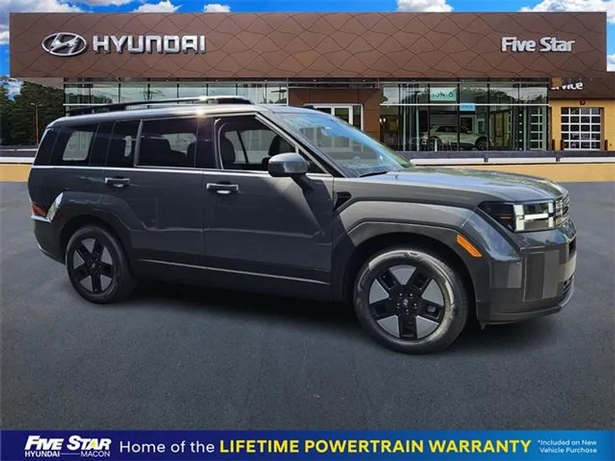 2025 Hyundai Santa Fe SEL photo 1