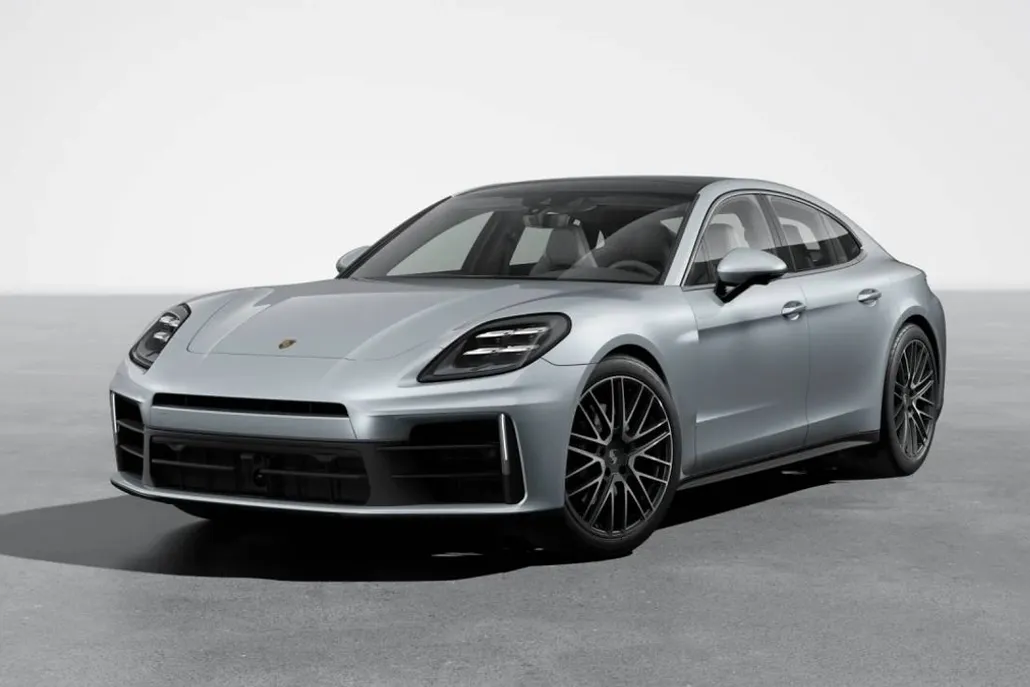 2026 Porsche Panamera 4 photo 1