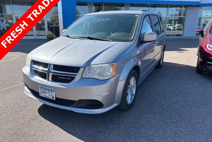 2014 Dodge Grand Caravan SXT photo 1