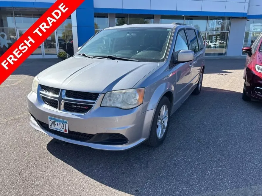 2014 Dodge Grand Caravan SXT photo 1