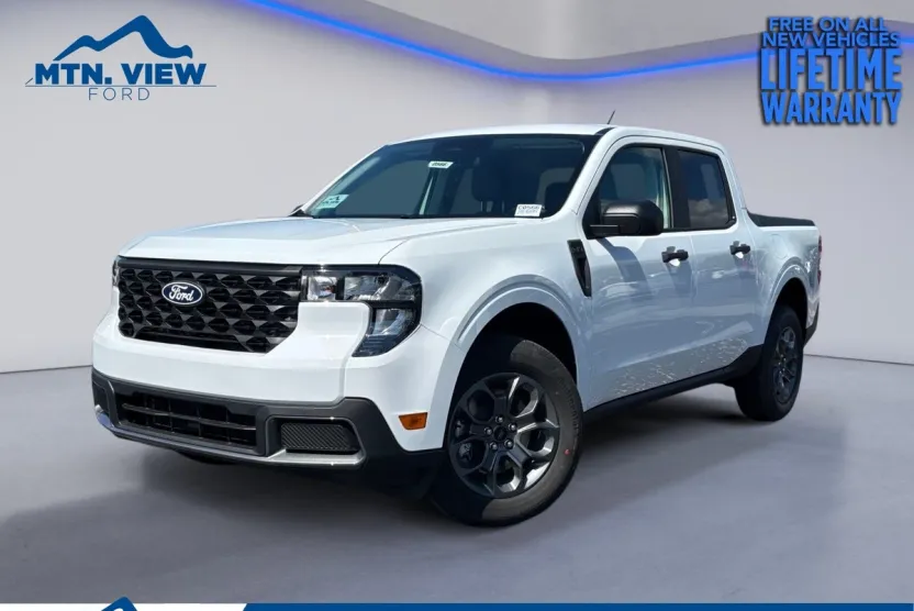 2025 Ford Maverick XLT photo 1