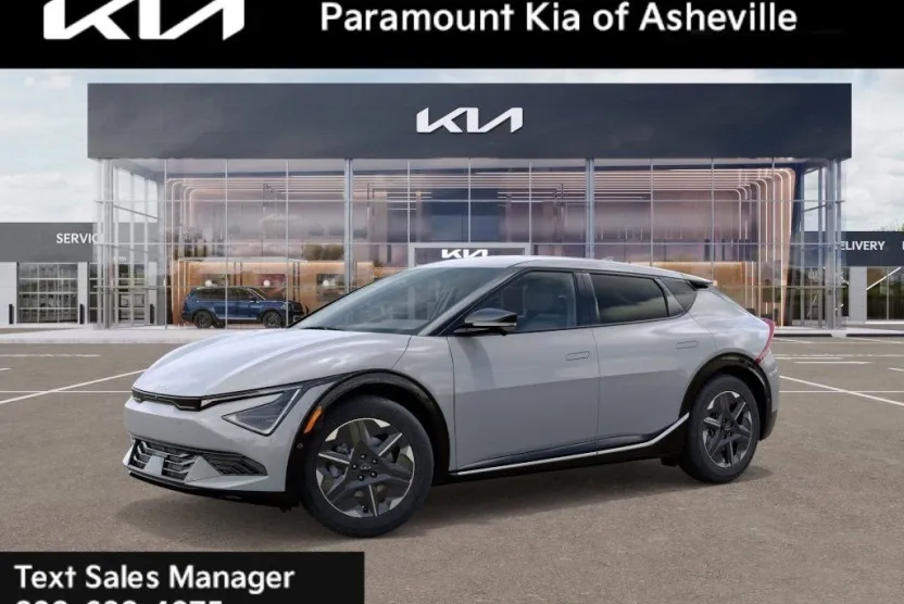 2025 Kia EV6 Light photo 1