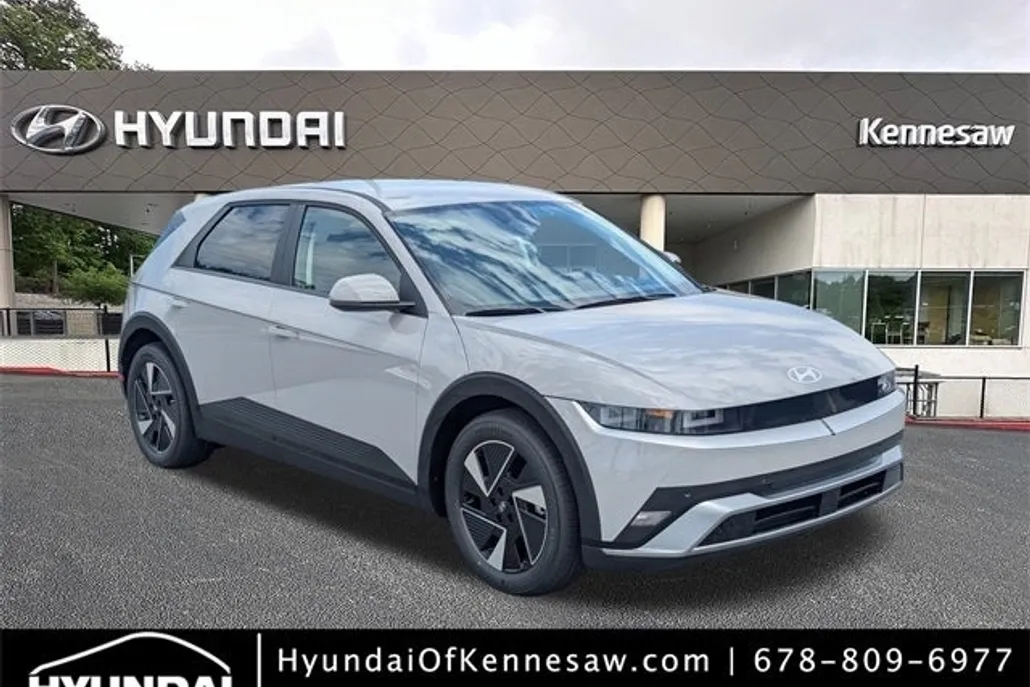 2025 Hyundai Ioniq 5 SE photo 1