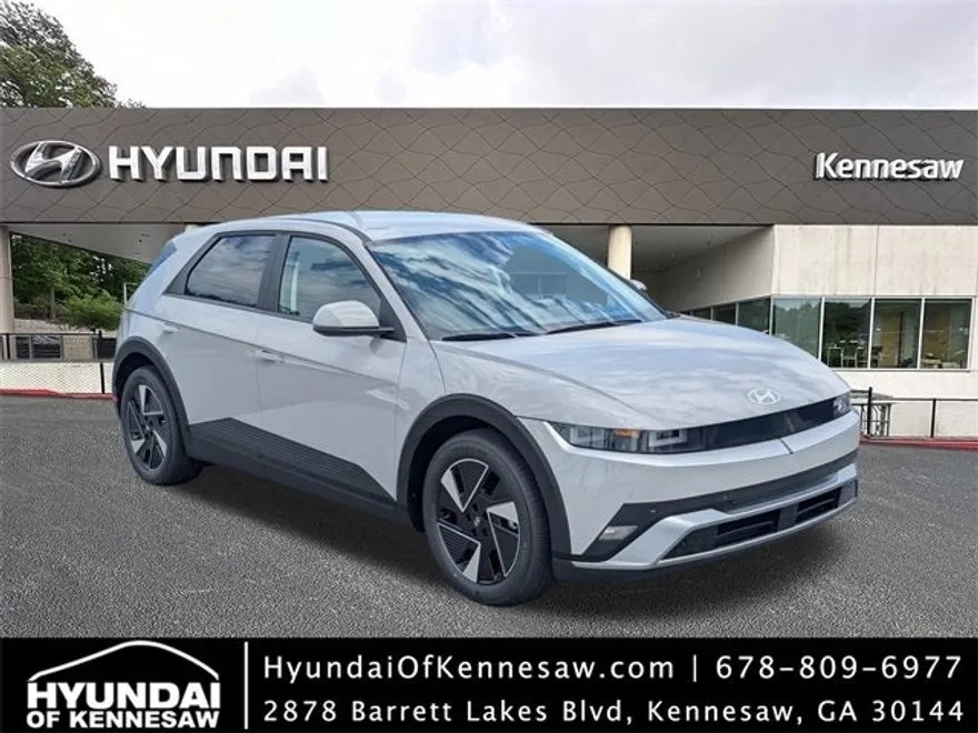 2025 Hyundai Ioniq 5 SE photo 1