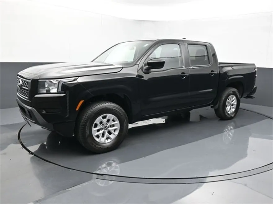 2024 Nissan Frontier SV photo 1