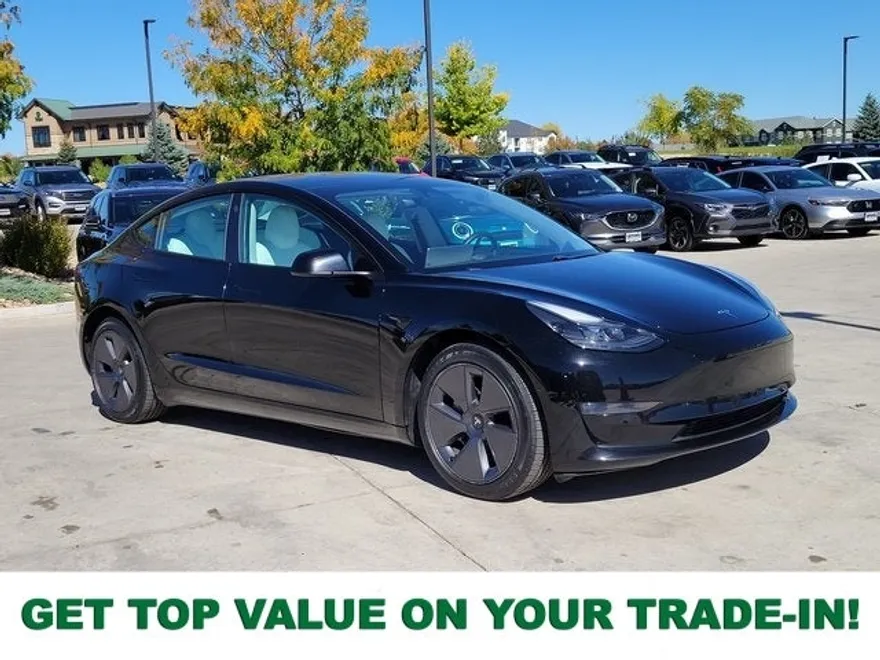 2022 Tesla Model 3 Long Range photo 1