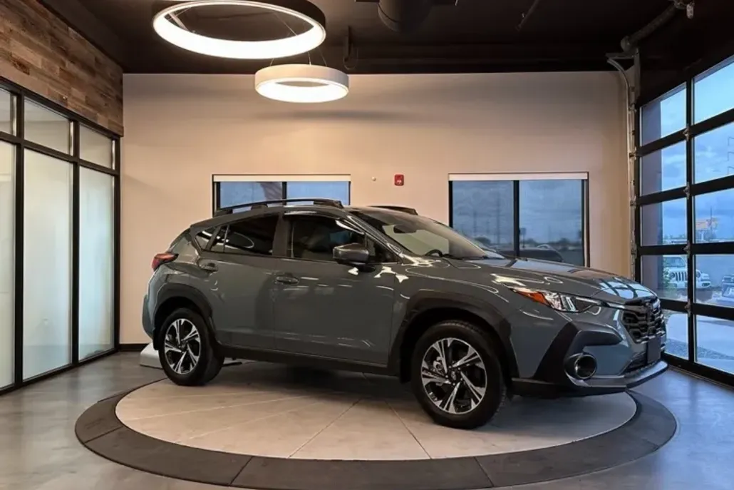 2024 Subaru Crosstrek Premium photo 1