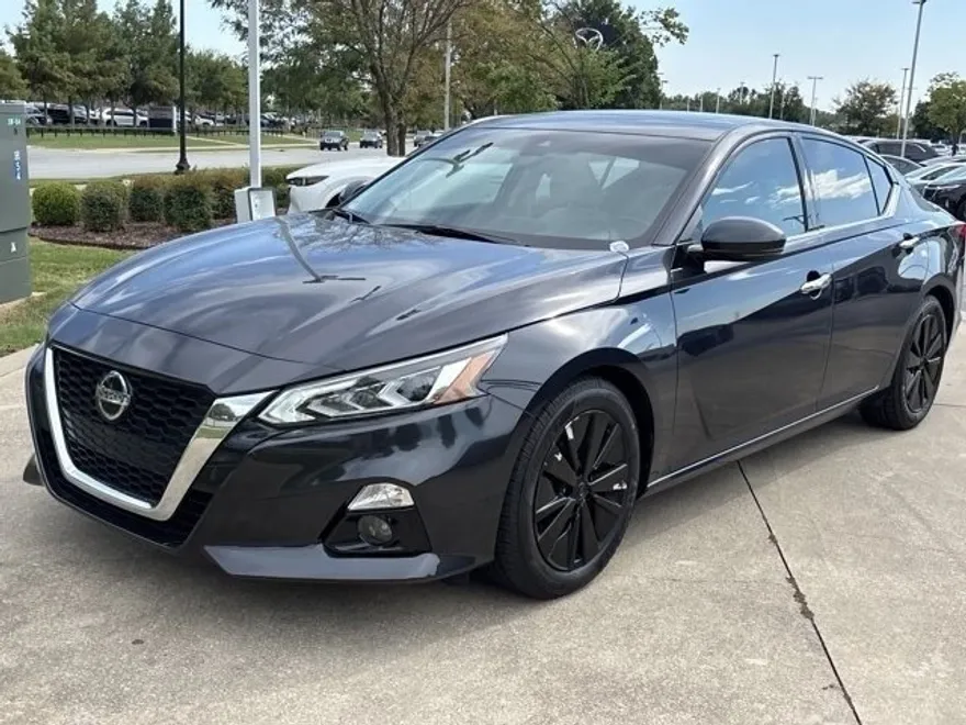 2022 Nissan Altima 2.5 SL photo 1