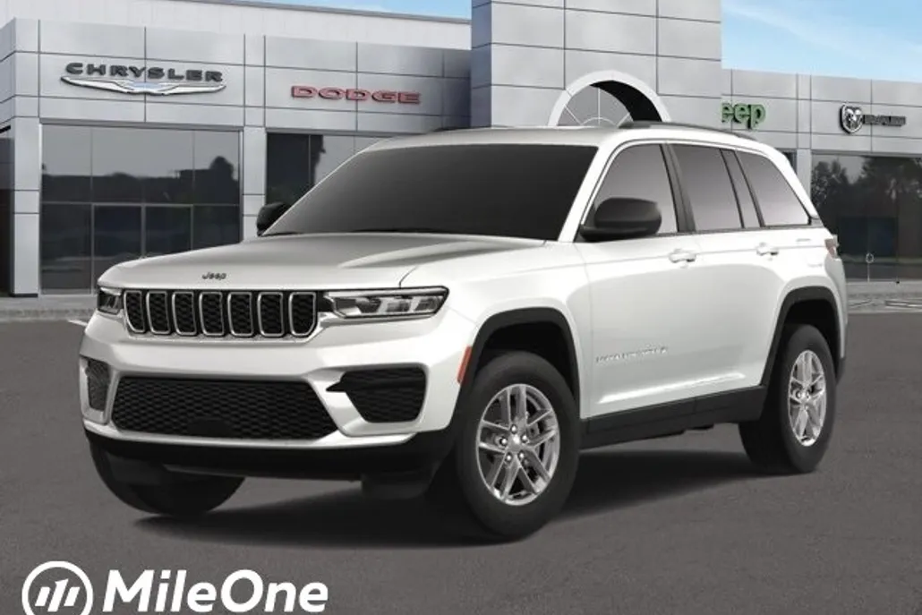 2025 Jeep Grand Cherokee Laredo photo 1