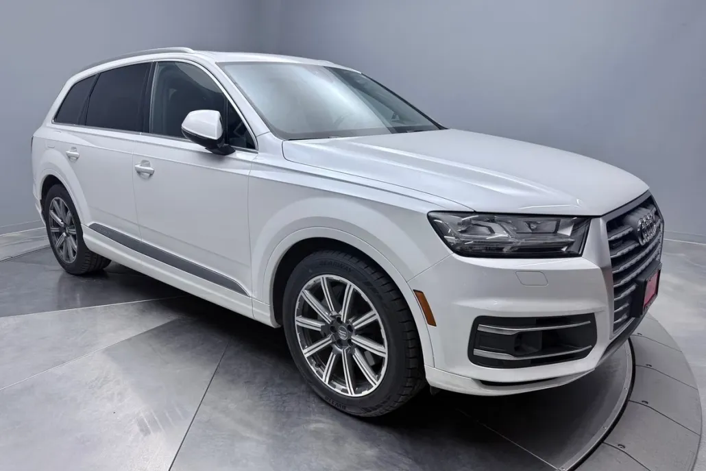 2017 Audi Q7 3.0T Prestige photo 1