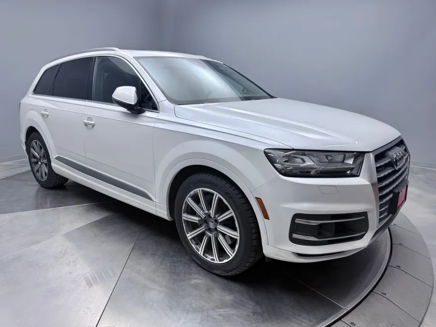 2017 Audi Q7 3.0T Prestige photo 1
