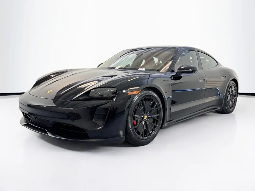 2023 Porsche Taycan GTS photo 1