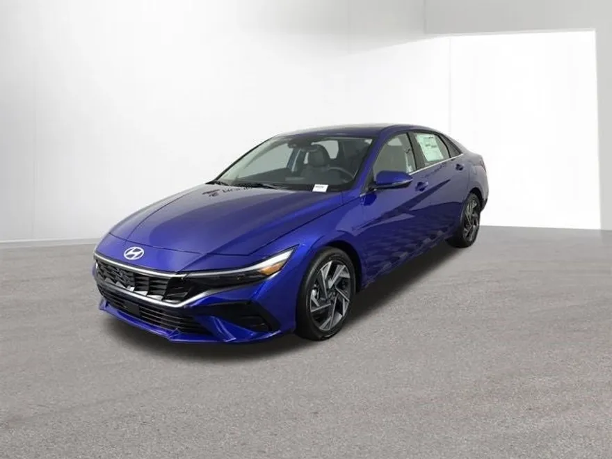 2025 Hyundai Elantra Limited photo 1