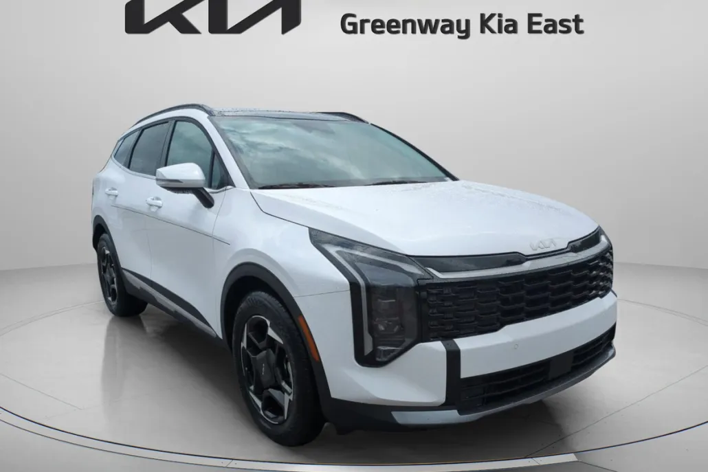 2026 Kia Sportage EX photo 1