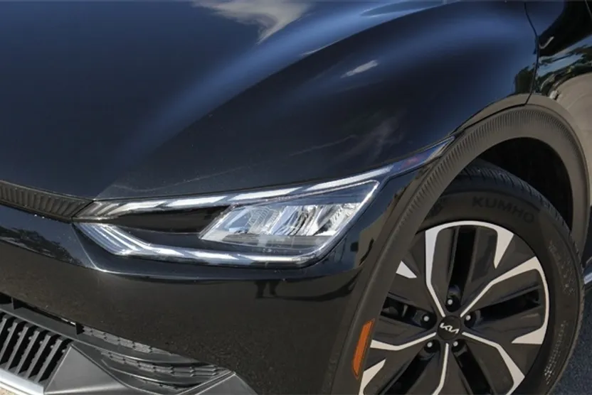 2024 Kia EV6 Light Wind photo 1