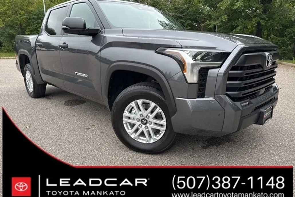 2026 Toyota Tundra SR5 photo 1