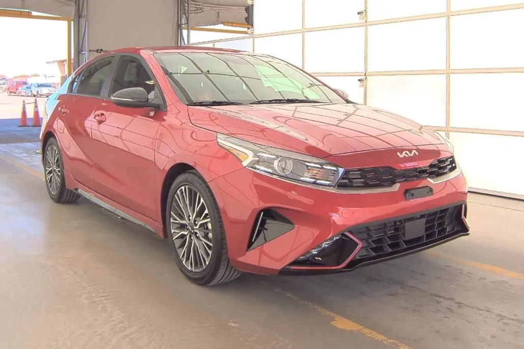 2024 Kia Forte photo 1