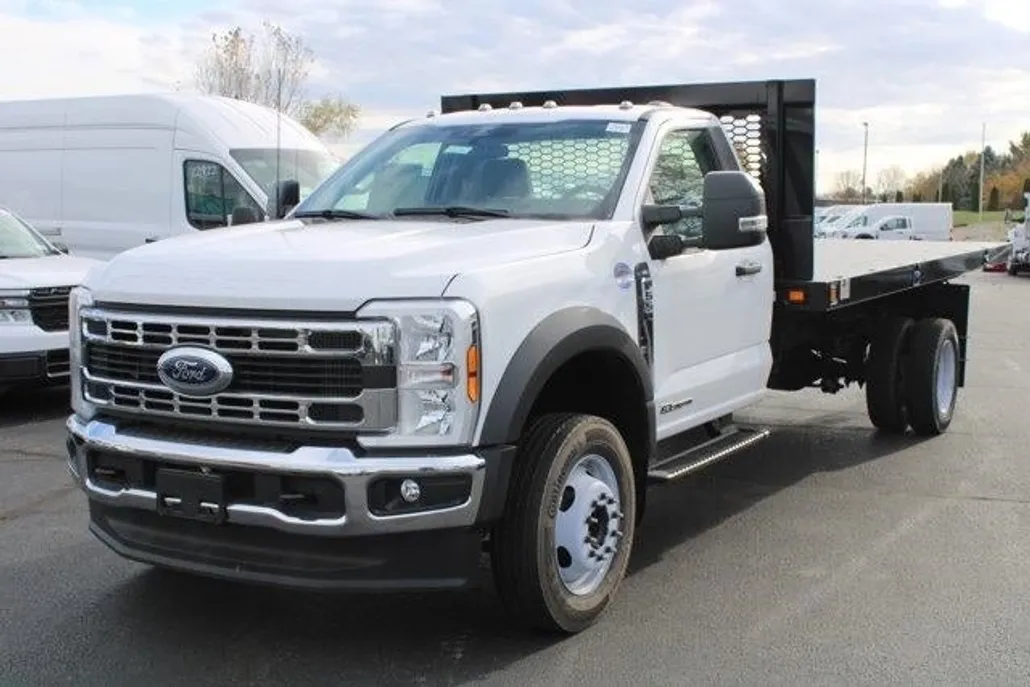 2024 Ford F-550 XL photo 1