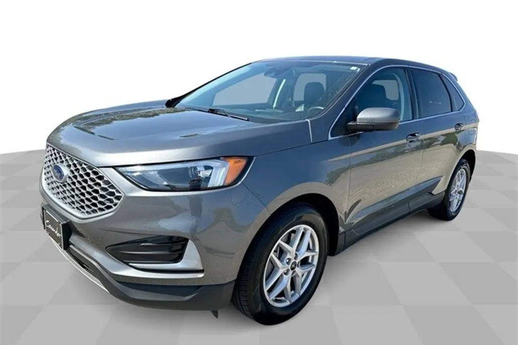 2024 Ford Edge SEL photo 1