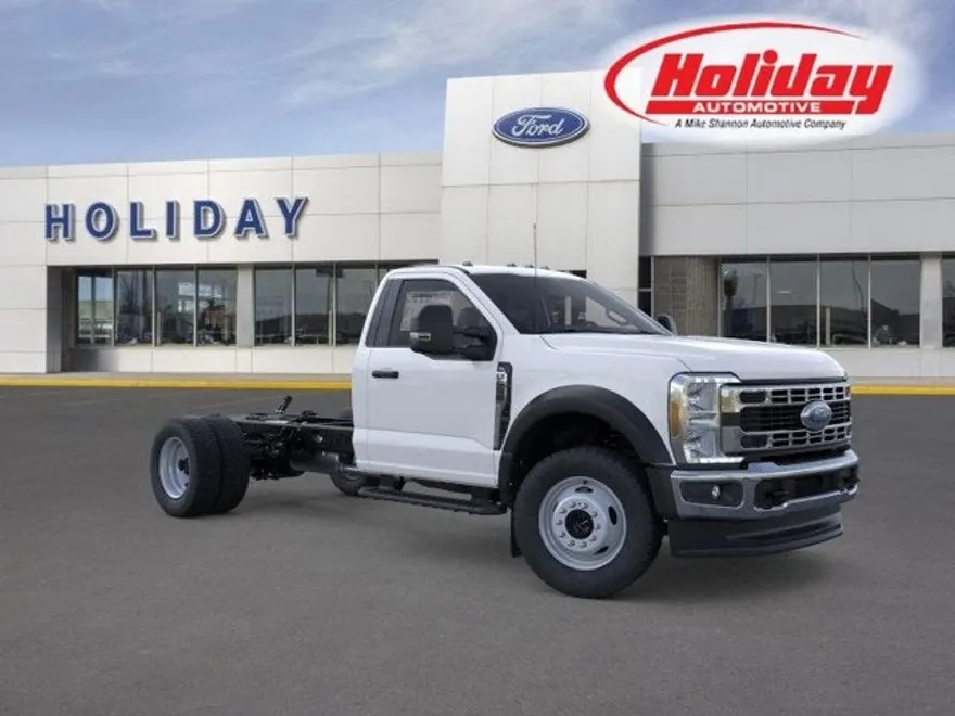 2025 Ford F-550 XL photo 1