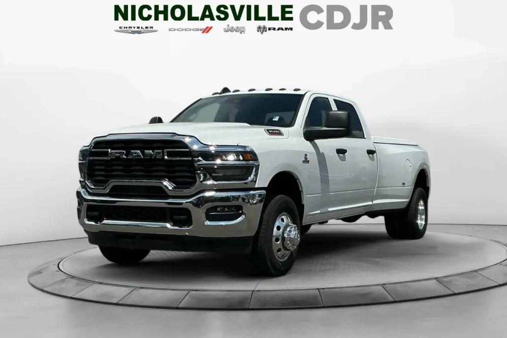 2025 Ram 3500 Tradesman photo 1