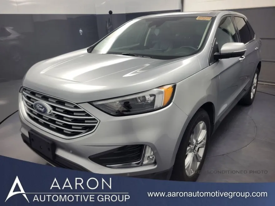 2024 Ford Edge Titanium photo 1