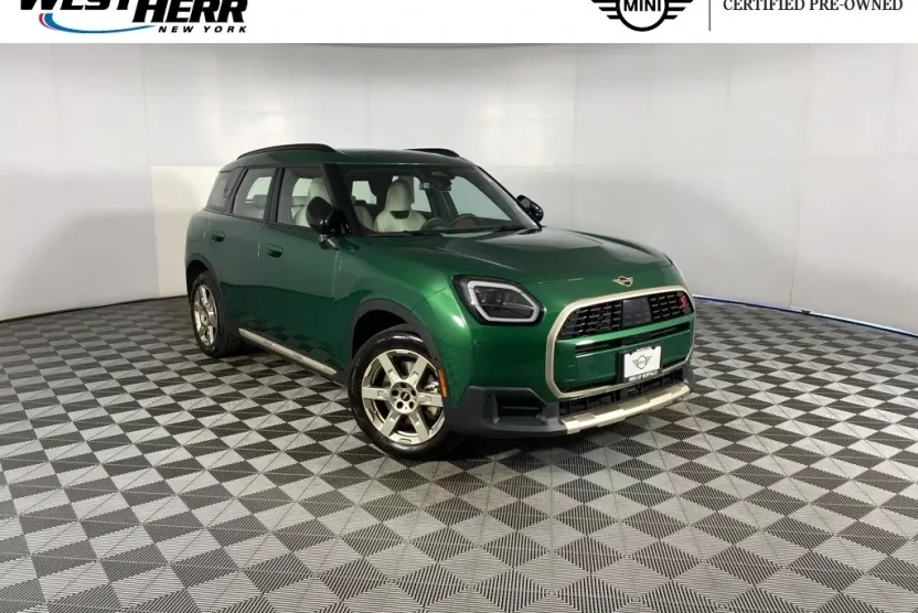 2025 Mini Countryman S ALL4 photo 1
