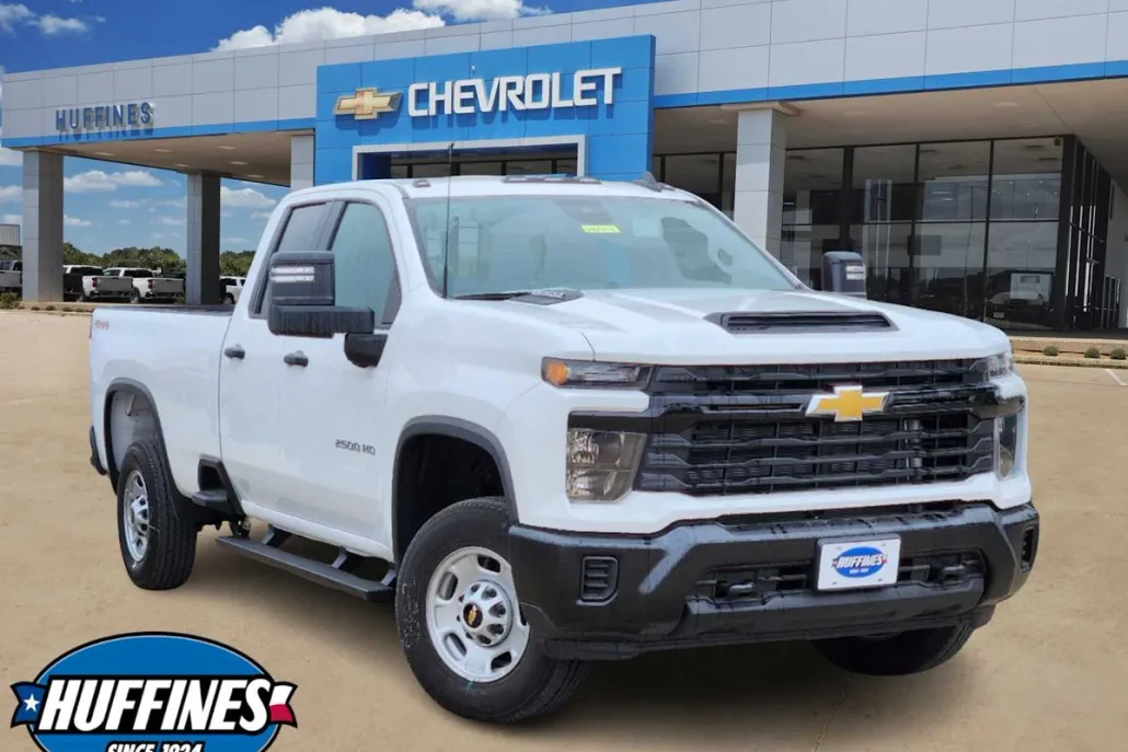 2024 Chevrolet Silverado 2500HD photo 1