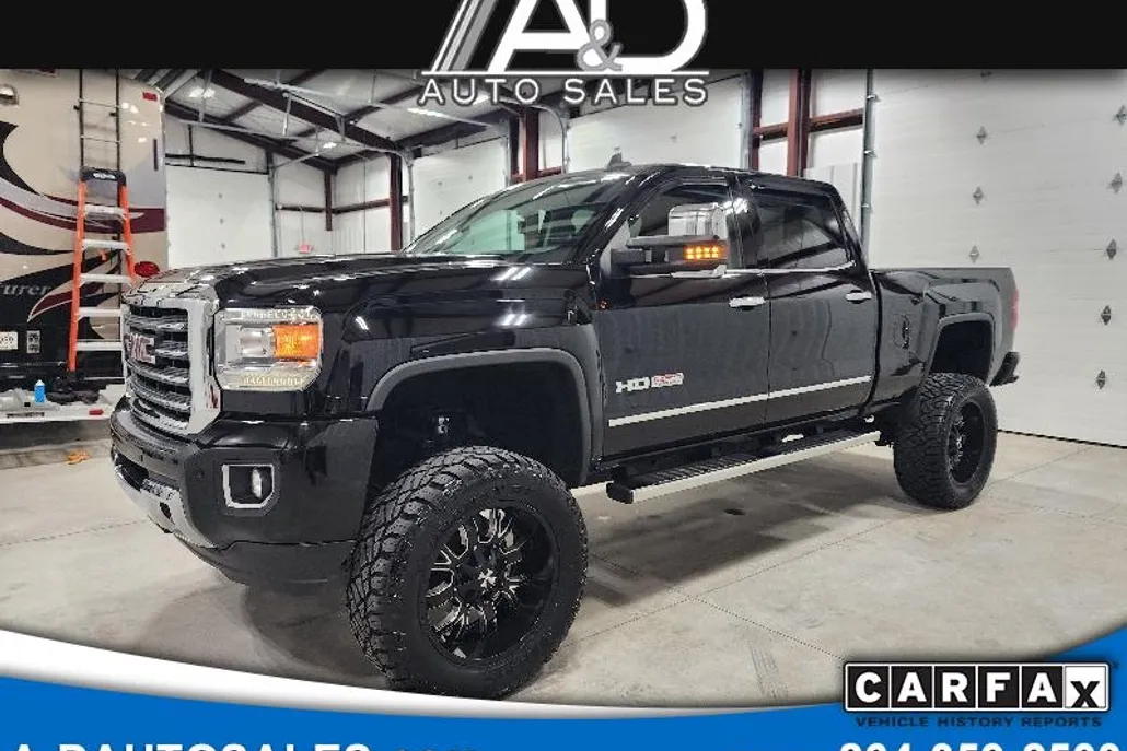 2017 Gmc Sierra SLT photo 1