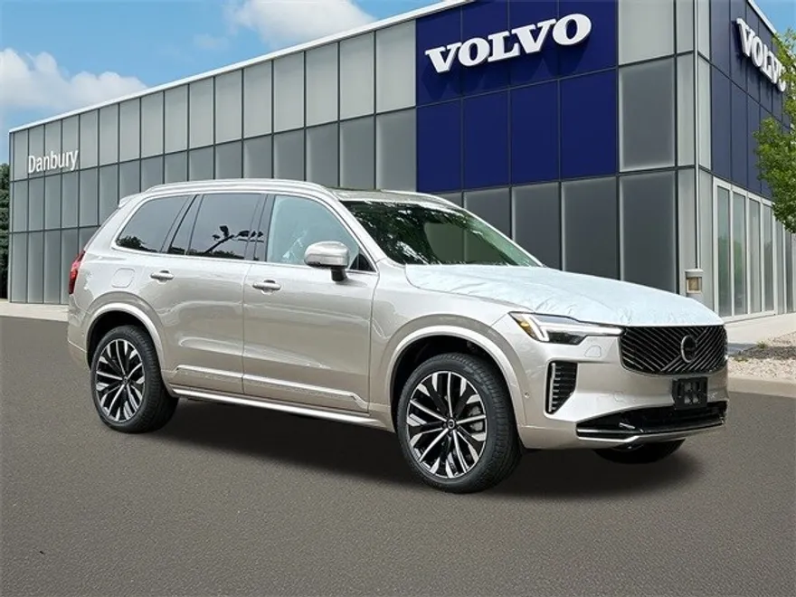 2026 Volvo XC90 Plus photo 1