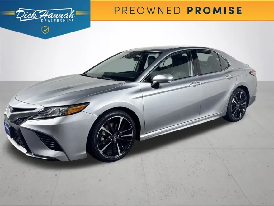 2019 Toyota Camry XSE photo 1