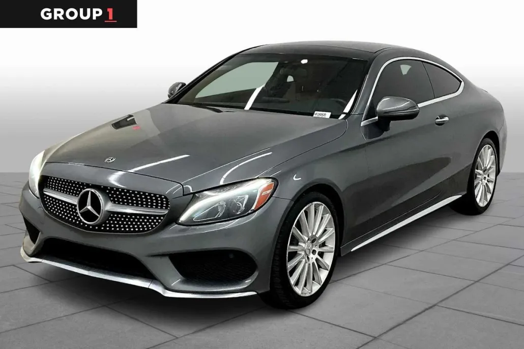 2017 Mercedes Benz C 300 photo 1