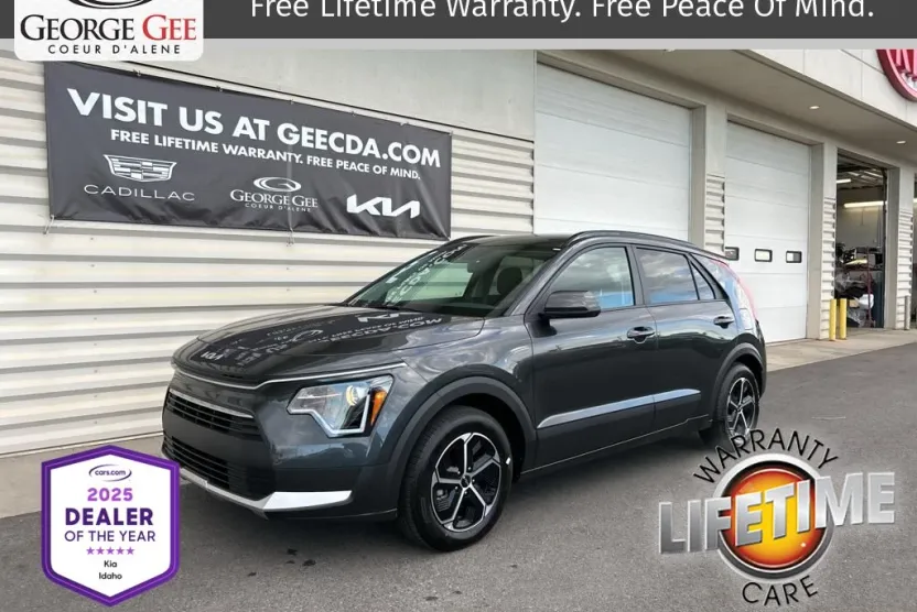 2025 Kia Niro LX photo 1