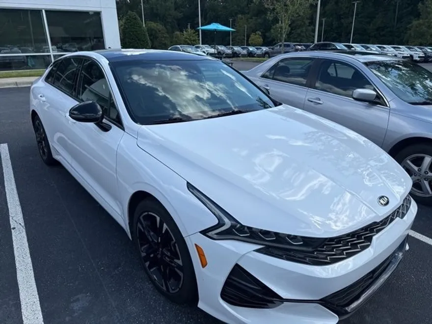 2021 Kia K5 GT-Line photo 1