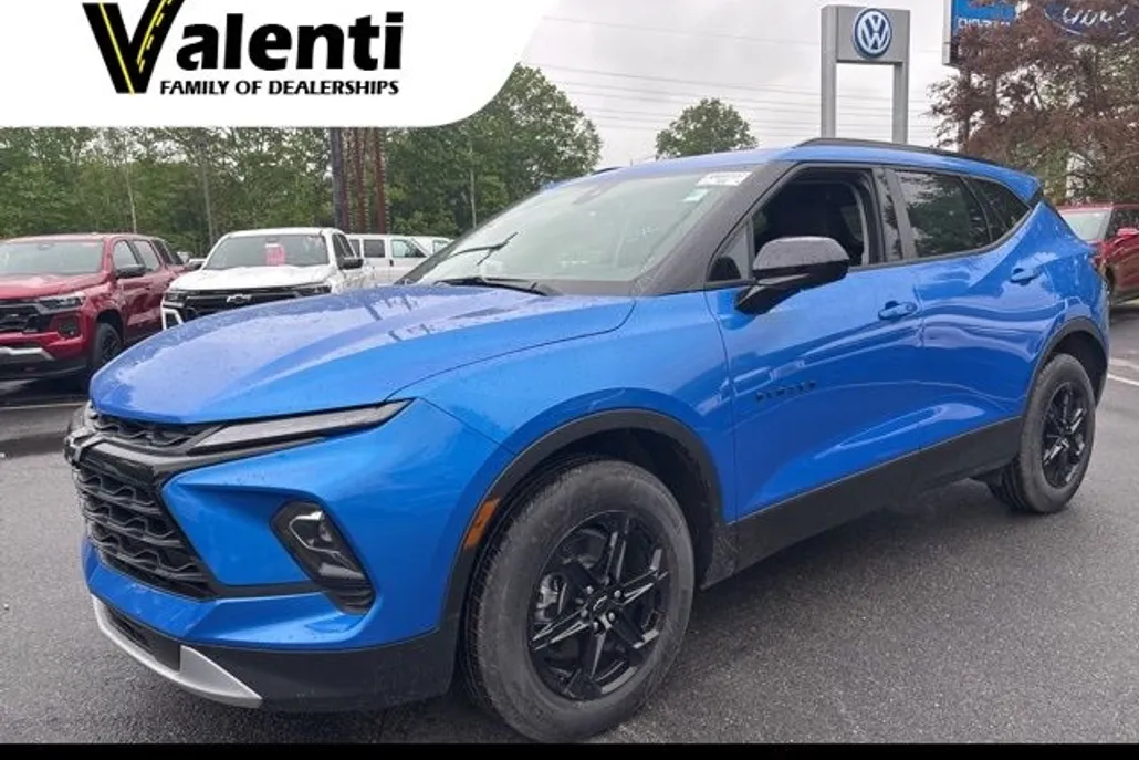 2025 Chevrolet Blazer 2LT photo 1