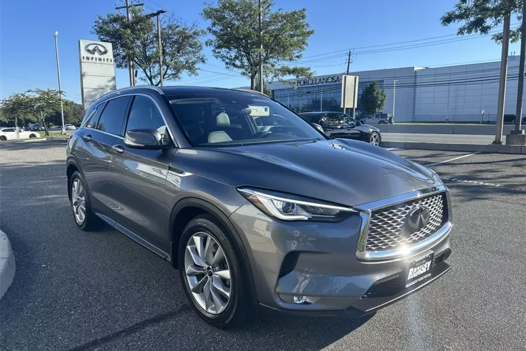 2020 Infiniti QX50 Luxe photo 1