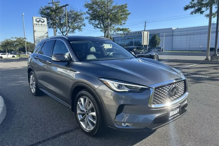 2020 Infiniti QX50 Luxe photo 1