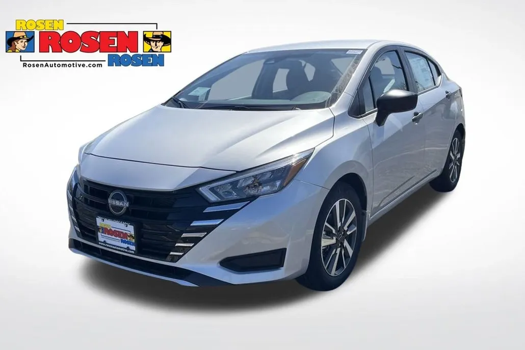 2025 Nissan Versa 1.6 S photo 1