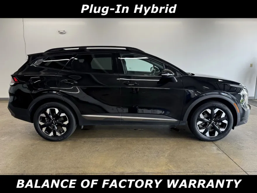 2023 Kia Sportage Plug-In Hybrid X-Line photo 1